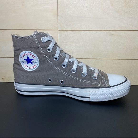 Converse Shoes - Converse Chuck Taylor High Top Grey Women's Size 7.5 Shoes Canvas Sneakers 5J793